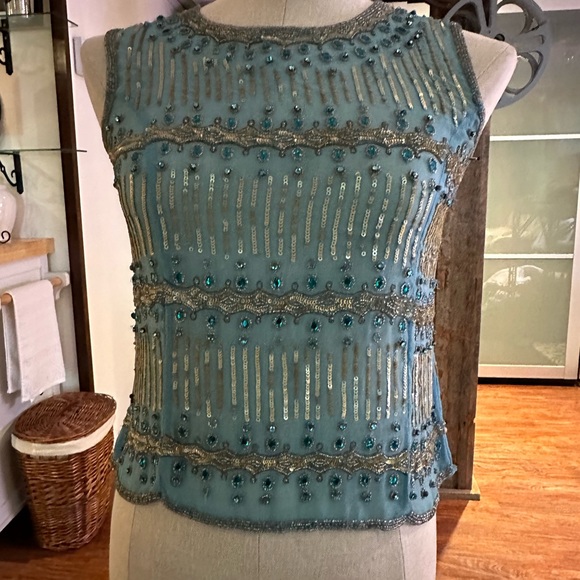 Vintage silk and beads top - Picture 2 of 9